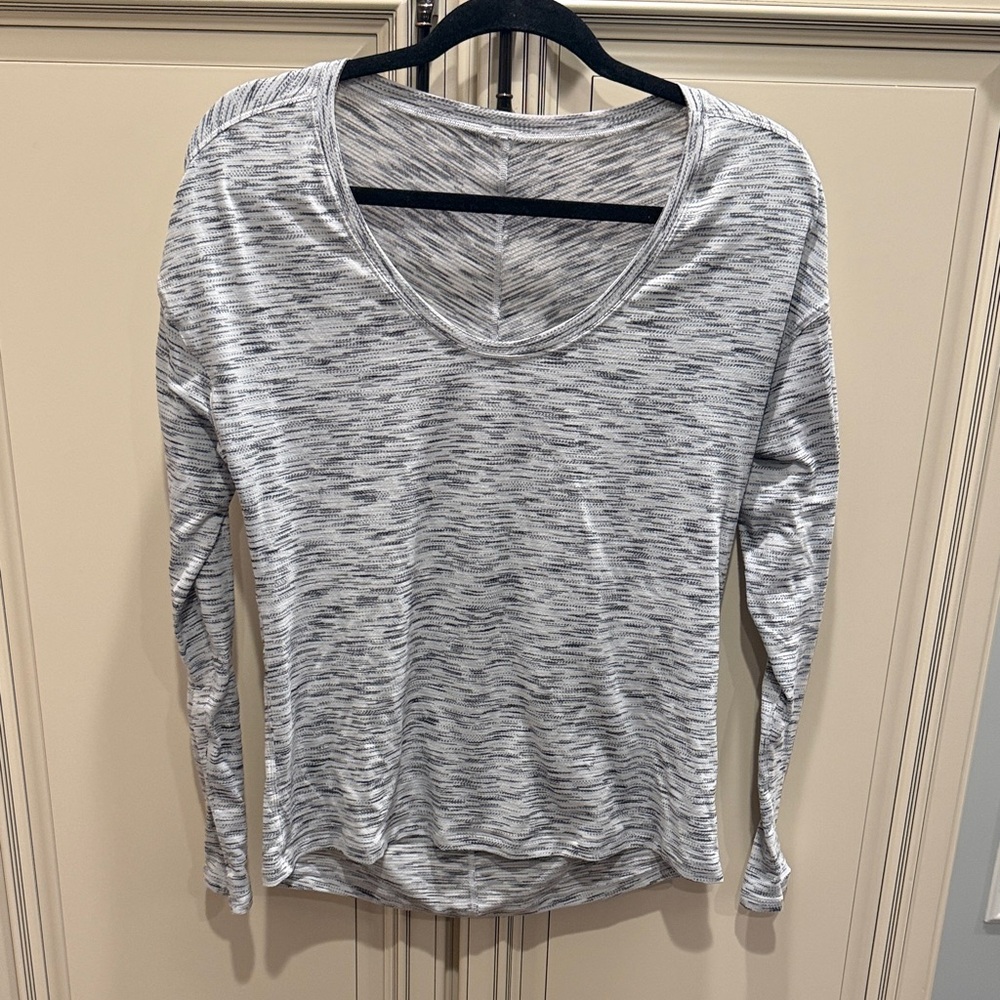Lululemon Light Gray Marled Long-Sleeve